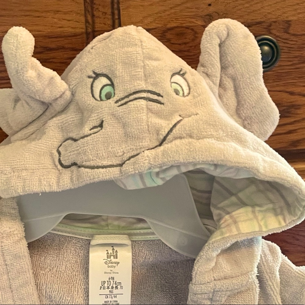 Disney Dumbo baby robe 6-9 months
